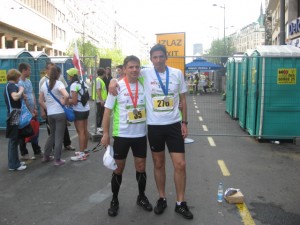 Braća Gacik na cilju beogradskog maratona